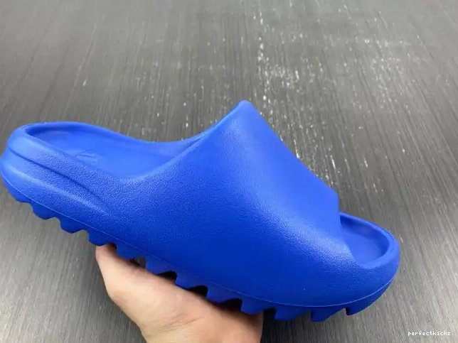 ID4133 Yeezy Azure Adidas Slide 0505